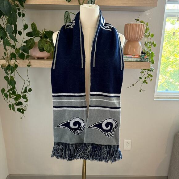 Los Angeles Rams NFL Team Logo Knit Scarf Reversible Unisex Blue Gray - Picture 2 of 5